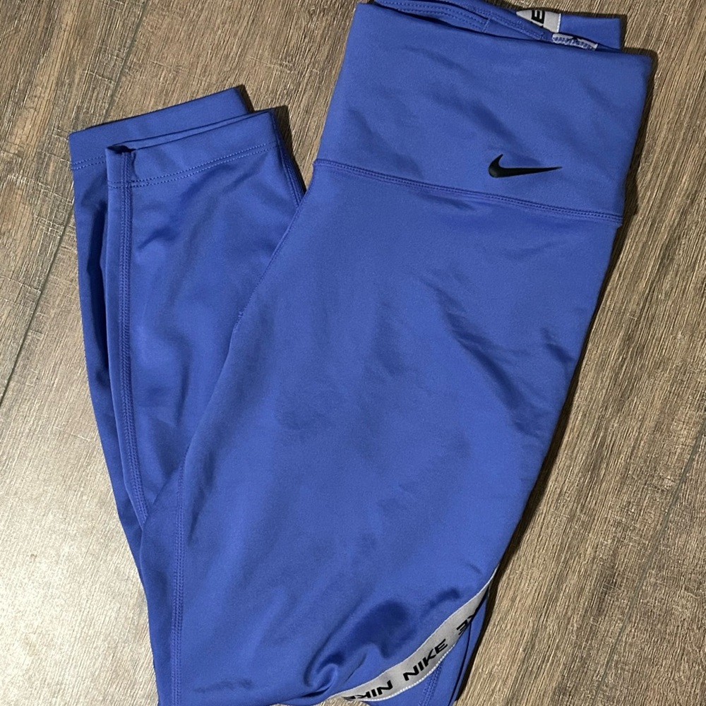 Nike Women's Blue Leggings